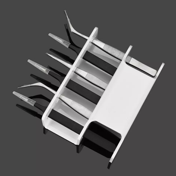 CLASSIC LASHES 20 STRIP LASHES unlimitedlash.com - Picture 3 of 8